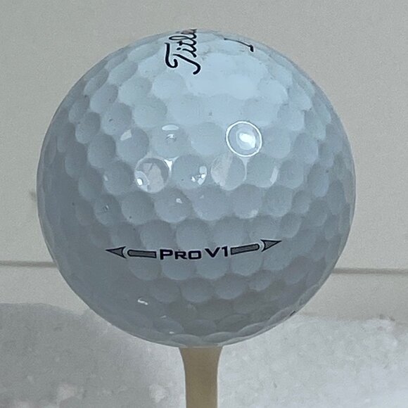 Titleist Pro V1 Golf Ball Nativity Prep Academy San Diego Limited Edition Collec - Picture 2 of 3